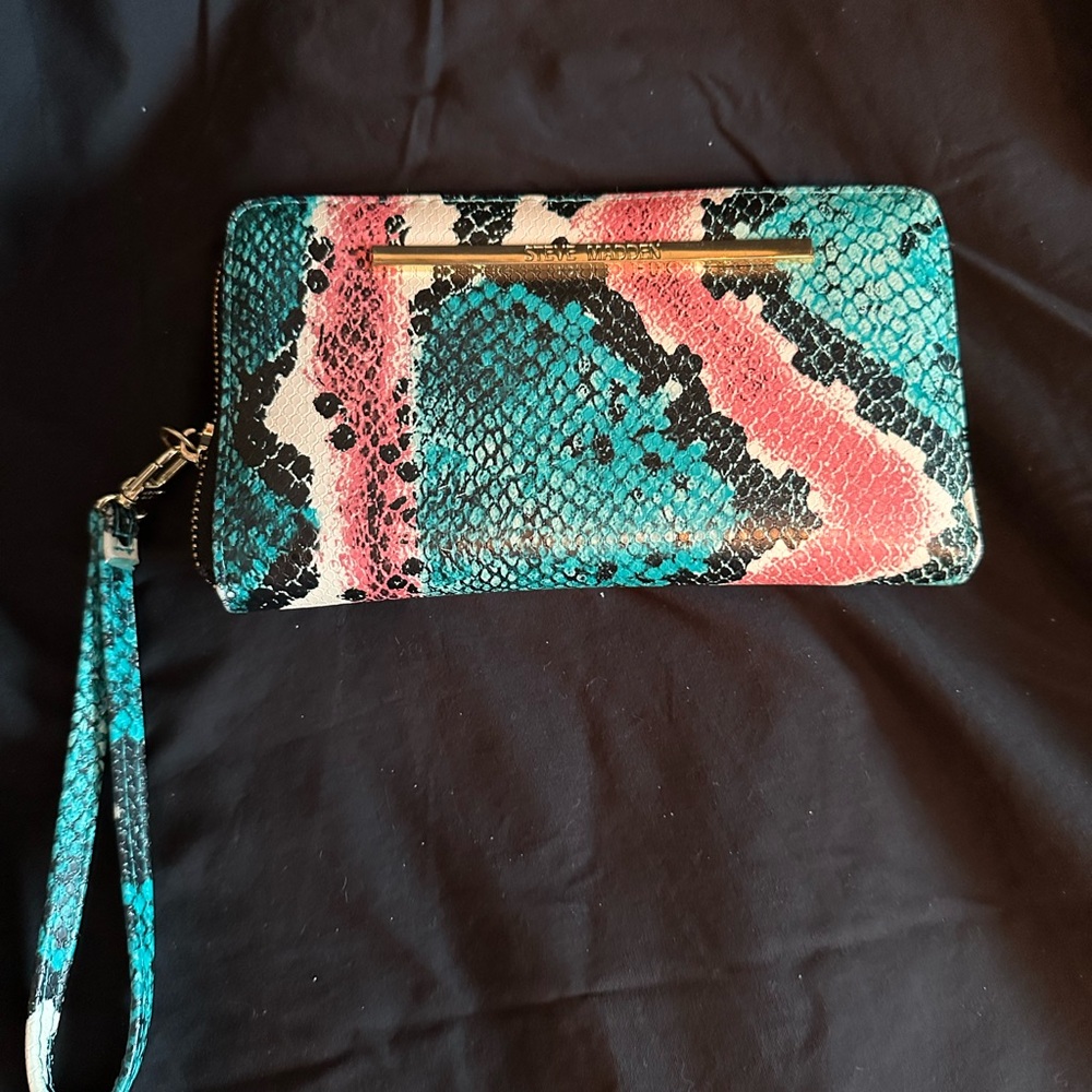 Steve Madden Clutch